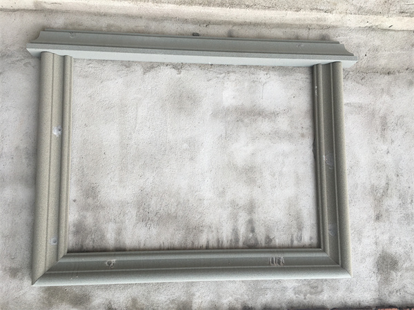 發(fā)泡陶瓷板及發(fā)泡陶瓷構件